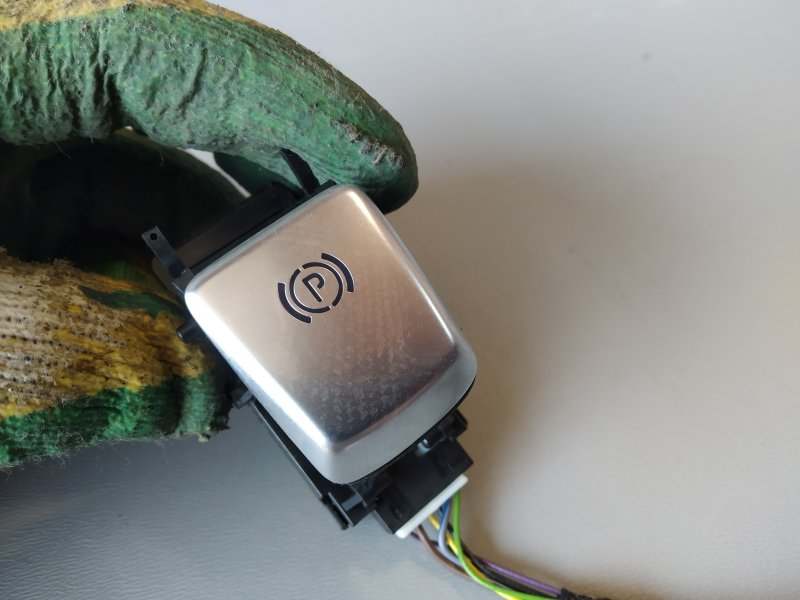 кнопка ручника, 1065 рублей, Санкт-Петербург