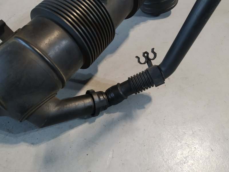 патрубок воздушного фильтра, 2215 рублей, Санкт-Петербург