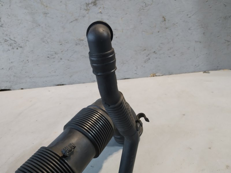 патрубок воздушного фильтра, 2215 рублей, Санкт-Петербург