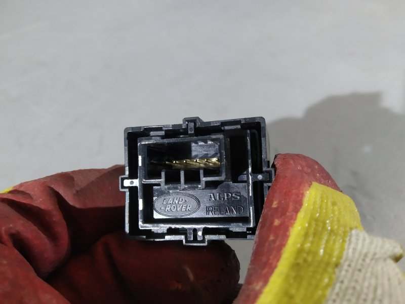 кнопка крышки багажника, 1370 рублей, Санкт-Петербург