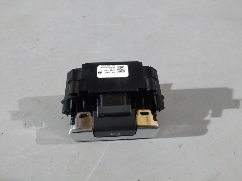 кнопка стояночного тормоза, 1205 рублей, Санкт-Петербург