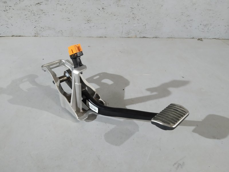 педаль тормоза, 1715 рублей, Санкт-Петербург