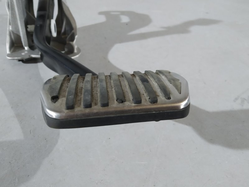 педаль тормоза, 1715 рублей, Санкт-Петербург