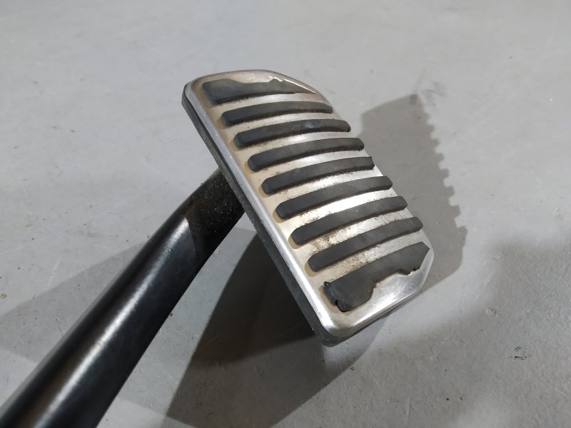 педаль тормоза, 1715 рублей, Санкт-Петербург