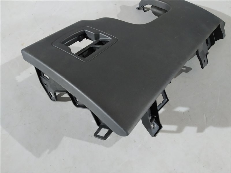 накладка под торпедо, 3865 рублей, Санкт-Петербург