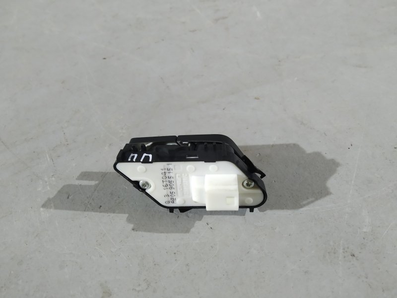 кнопка центрального замка, 680 рублей, Санкт-Петербург