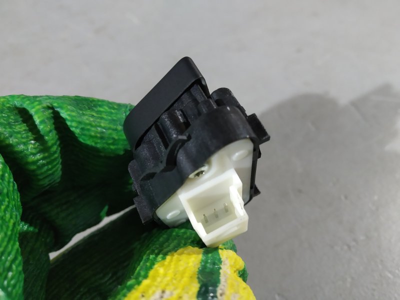 кнопка центрального замка, 680 рублей, Санкт-Петербург