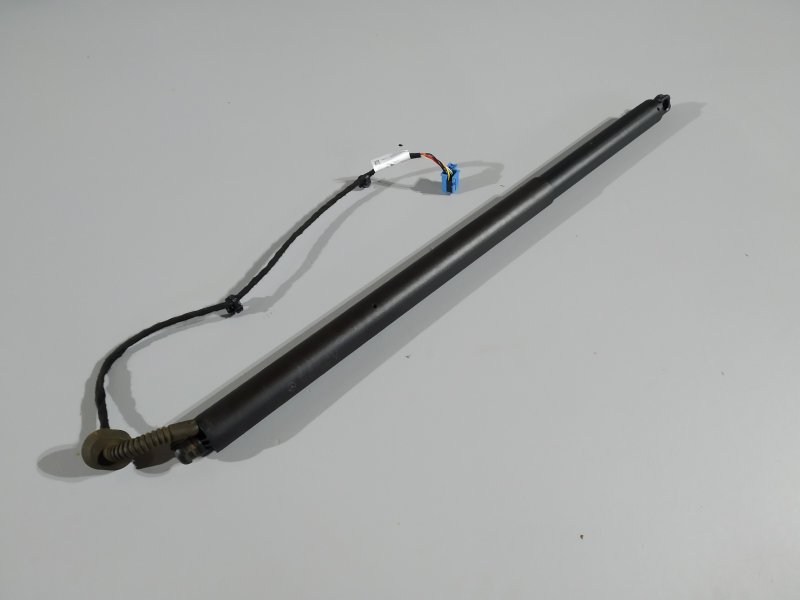 амортизатор багажника, 17805 рублей, Санкт-Петербург