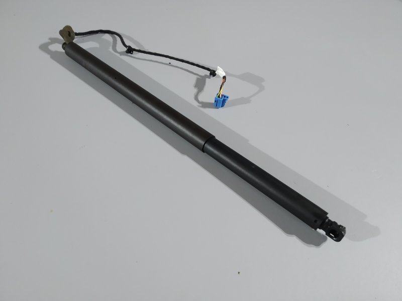 амортизатор багажника, 17805 рублей, Санкт-Петербург