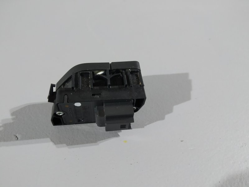 кнопка центрального замка, 1590 рублей, Санкт-Петербург