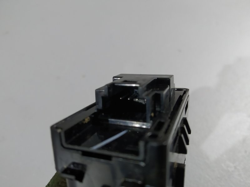 кнопка стеклоподъемника, 1660 рублей, Санкт-Петербург