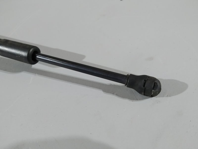 амортизатор капота, 4850 рублей, Санкт-Петербург