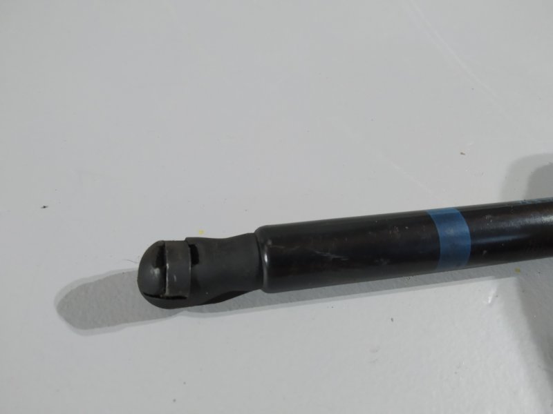 амортизатор капота, 4850 рублей, Санкт-Петербург