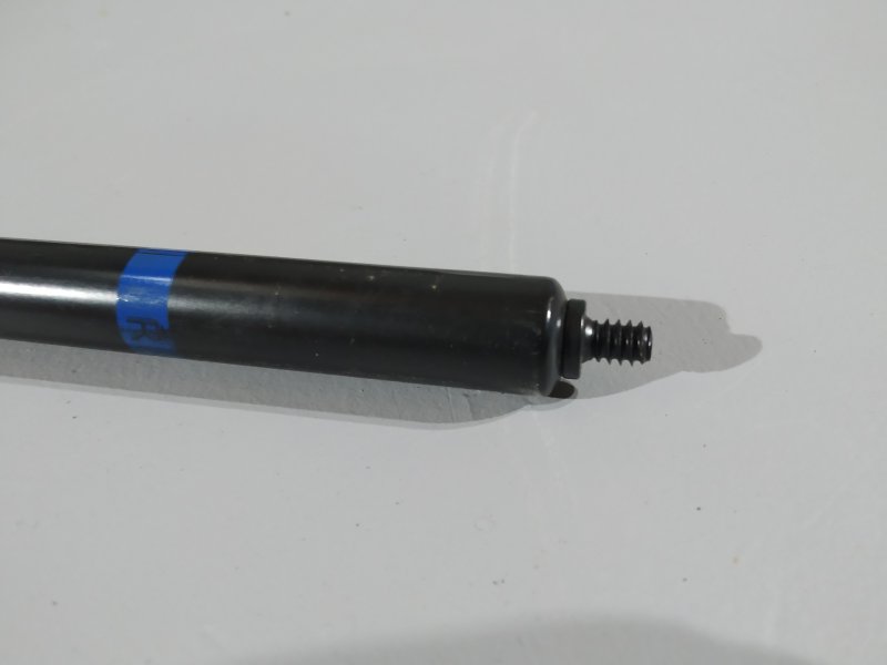 амортизатор капота, 5605 рублей, Санкт-Петербург