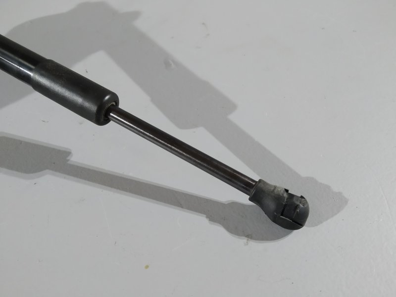 амортизатор капота, 5605 рублей, Санкт-Петербург