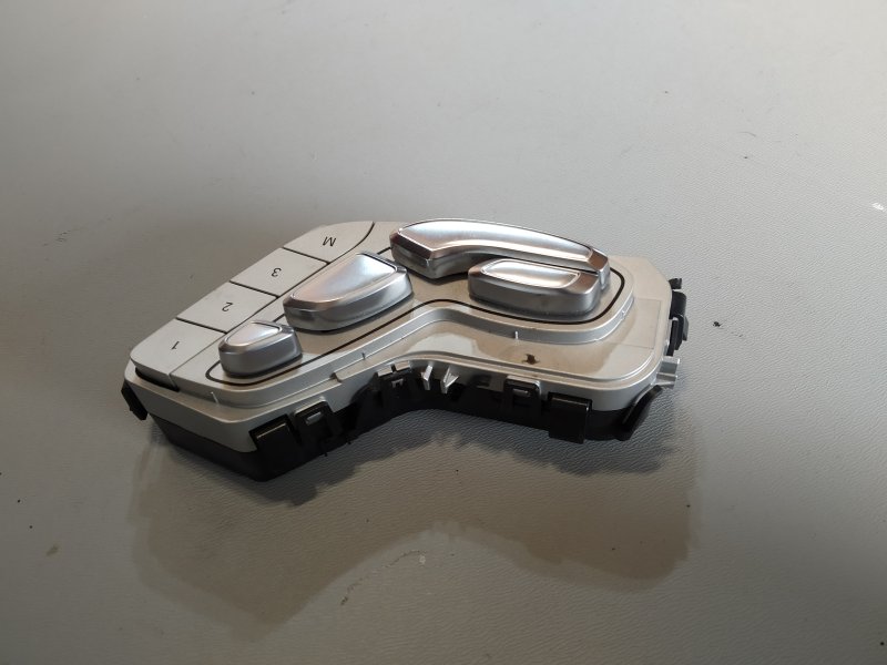 блок управления сиденьем, 4760 рублей, Санкт-Петербург