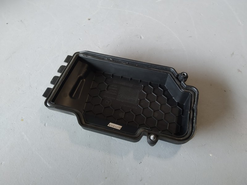 крышка блока предохранителей, 1895 рублей, Санкт-Петербург