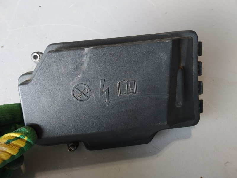 крышка блока предохранителей, 1895 рублей, Санкт-Петербург