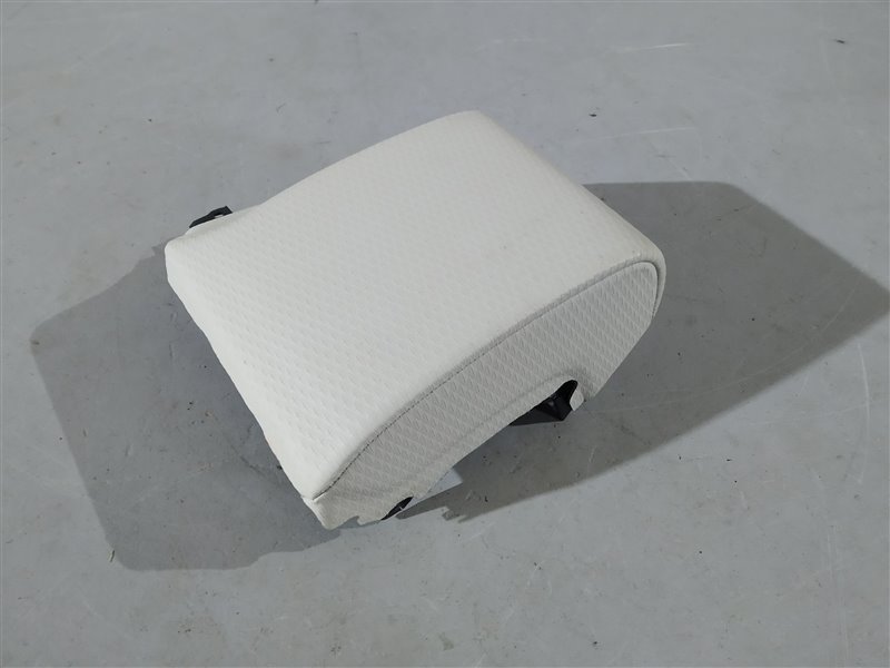 Накладка на торпедо, 4225 рублей, Санкт-Петербург