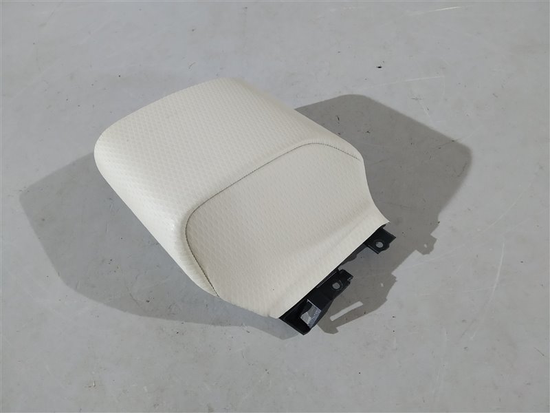 Накладка на торпедо, 4225 рублей, Санкт-Петербург