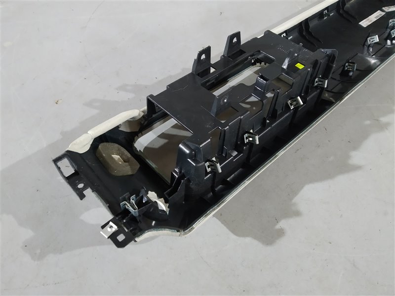 Накладка на торпедо, 18920 рублей, Санкт-Петербург