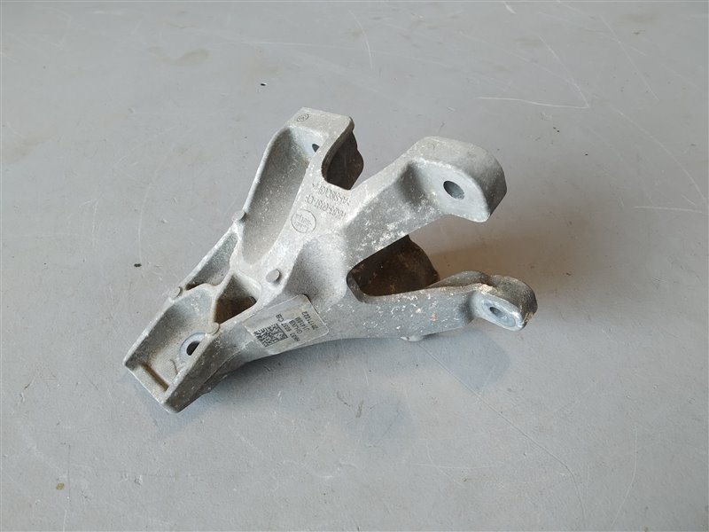 кронштейн двигателя, 6110 рублей, Санкт-Петербург