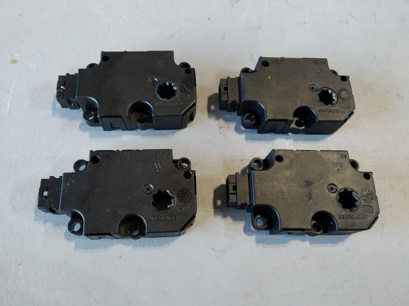 моторчик заслонки печки, 3965 рублей, Санкт-Петербург