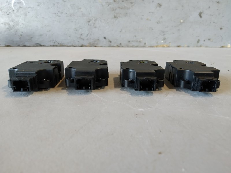 моторчик заслонки печки, 3965 рублей, Санкт-Петербург