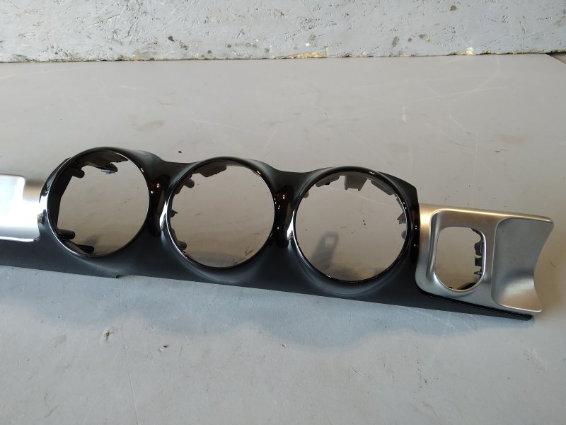 Накладка на торпедо, 10010 рублей, Санкт-Петербург