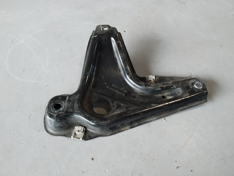 Кронштейн подрамника, 2305 рублей, Санкт-Петербург