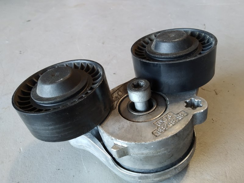 натяжитель ремня, 3440 рублей, Санкт-Петербург