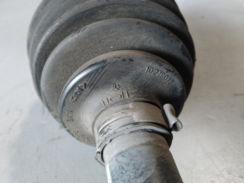 полуось, 12840 рублей, Санкт-Петербург