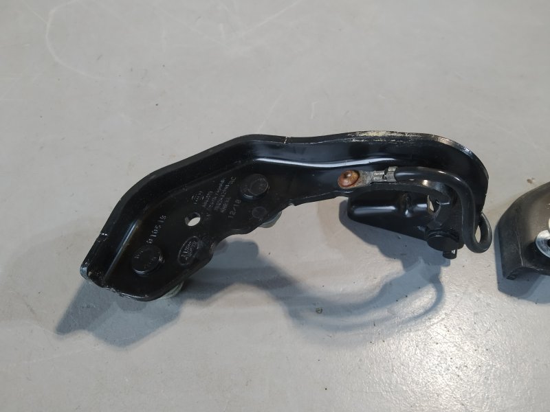 петля багажника, 5340 рублей, Санкт-Петербург