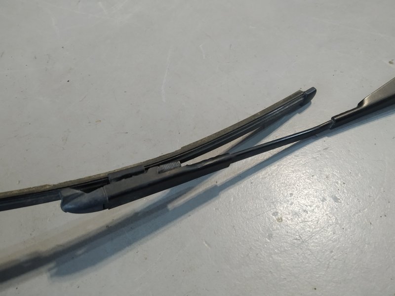 поводок стеклоочистителя, 1720 рублей, Санкт-Петербург