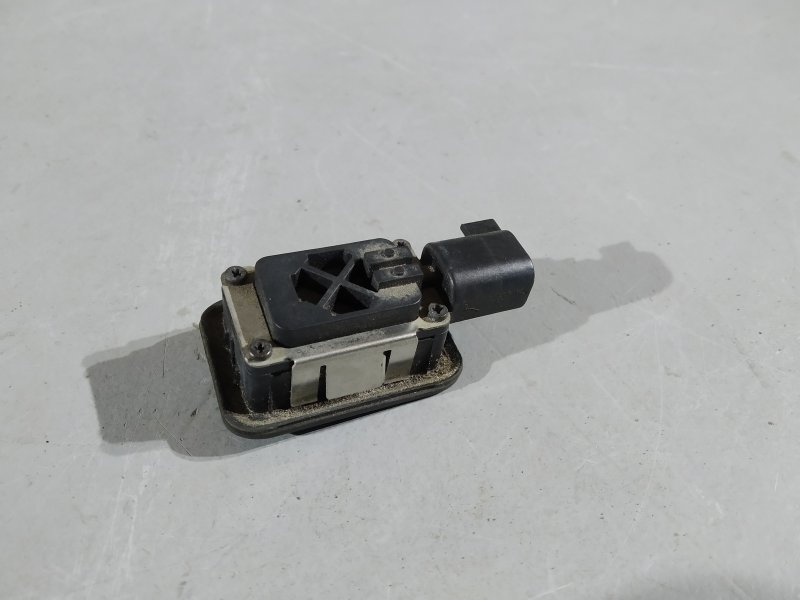 кнопка крышки багажника, 1030 рублей, Санкт-Петербург