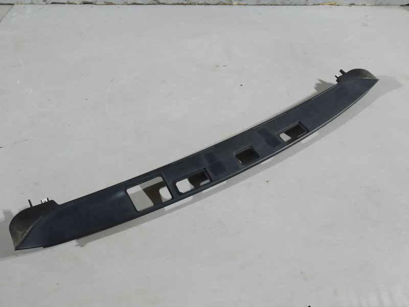 Накладка крышки багажника, 6845 рублей, Санкт-Петербург