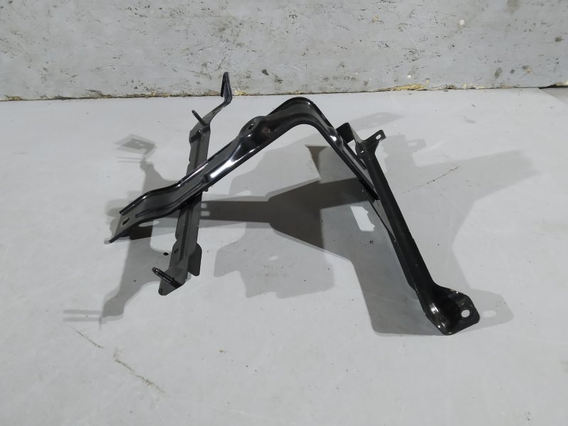 Крепление запасного колеса, 4655 рублей, Санкт-Петербург