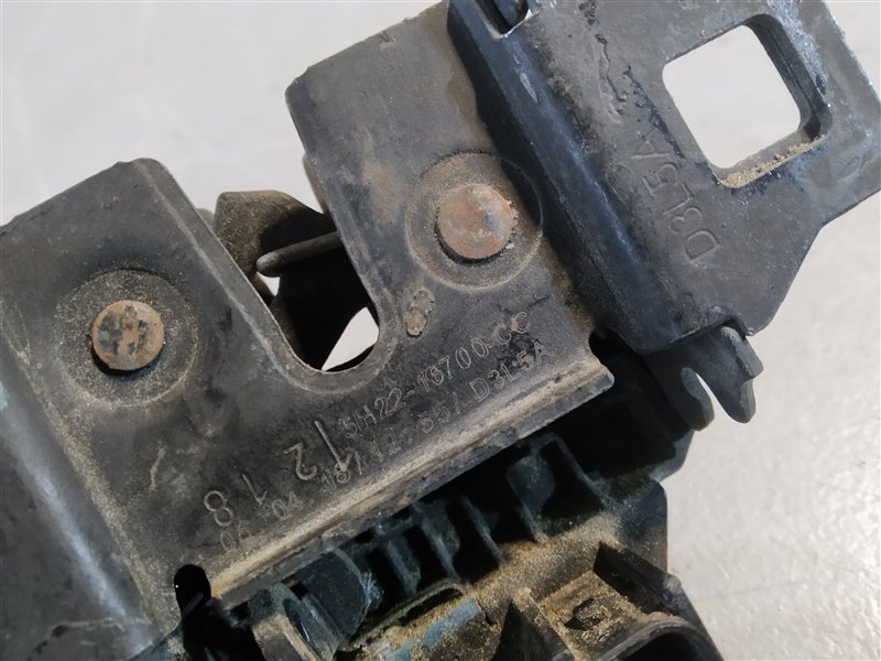 замок капота, 2695 рублей, Санкт-Петербург