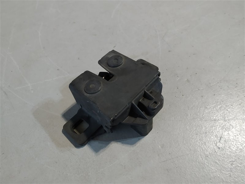 замок капота, 2695 рублей, Санкт-Петербург