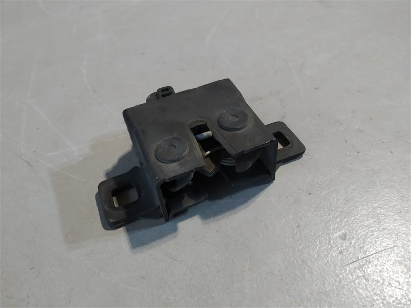 замок капота, 2695 рублей, Санкт-Петербург