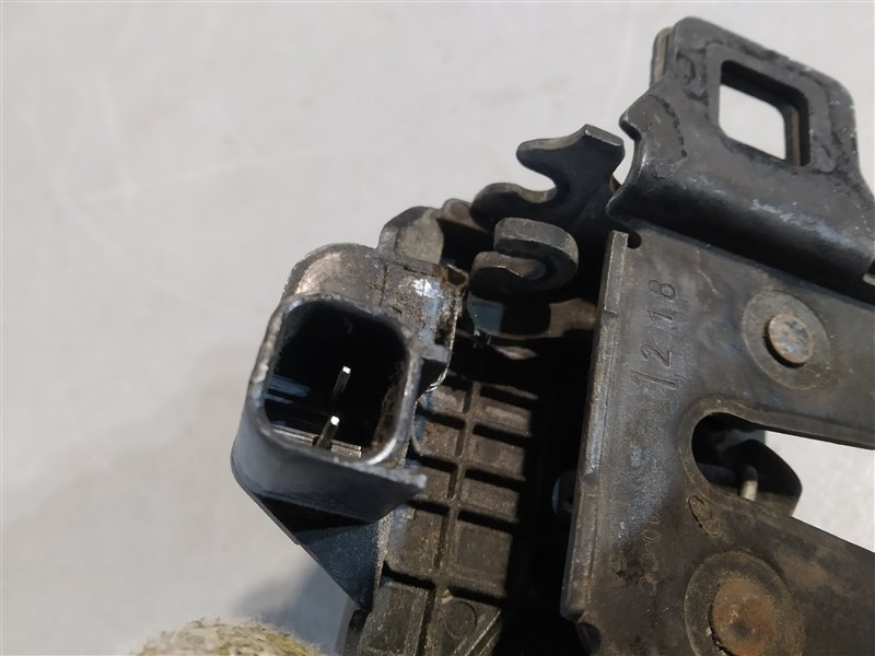 замок капота, 2695 рублей, Санкт-Петербург