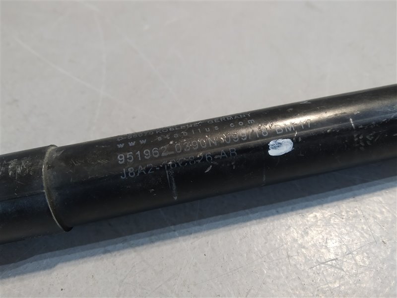 амортизатор капота, 1300 рублей, Санкт-Петербург