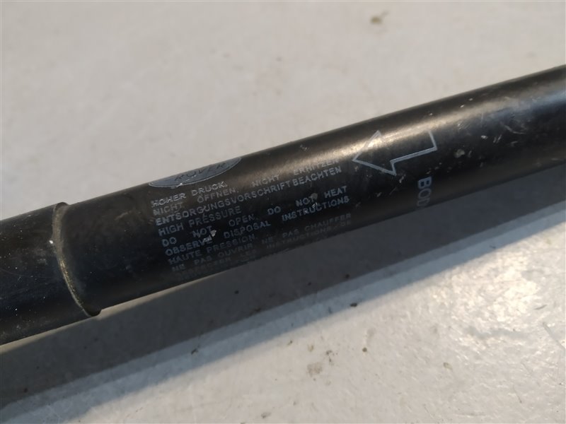 амортизатор капота, 1300 рублей, Санкт-Петербург