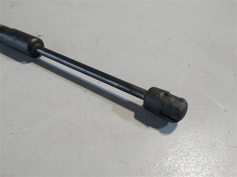 амортизатор капота, 1300 рублей, Санкт-Петербург