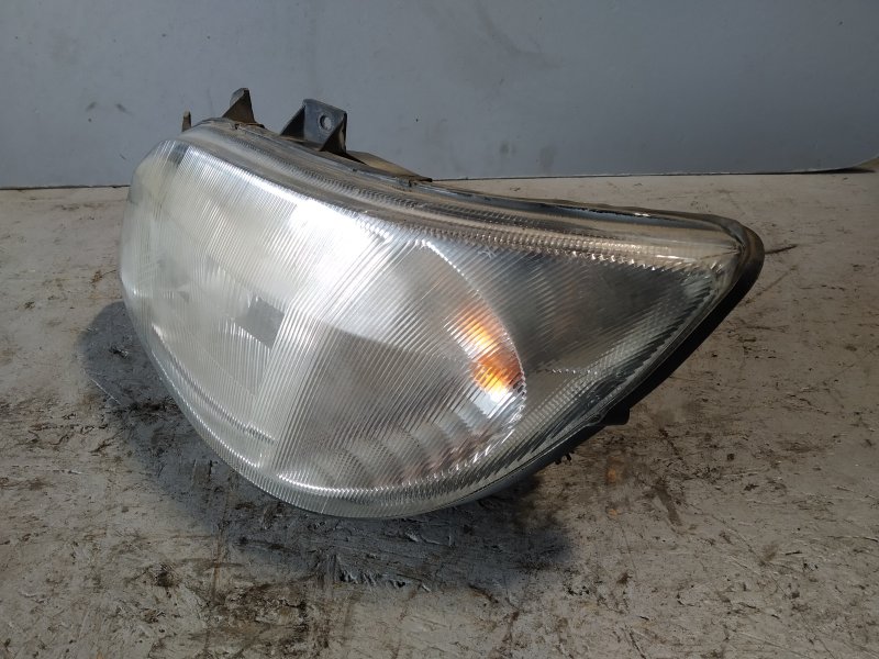 фара, 1670 рублей, Санкт-Петербург