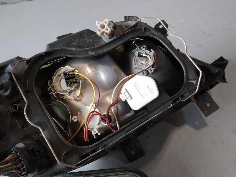 фара, 3075 рублей, Санкт-Петербург