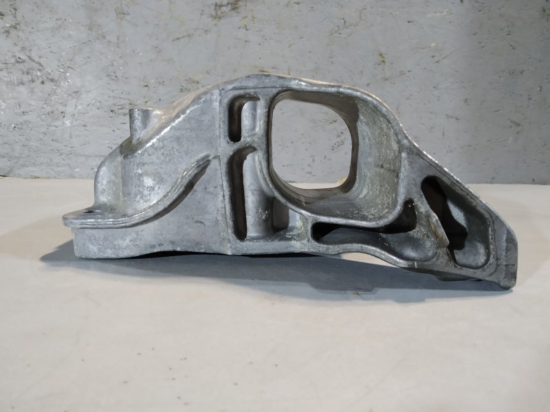 кронштейн двигателя, 8170 рублей, Санкт-Петербург