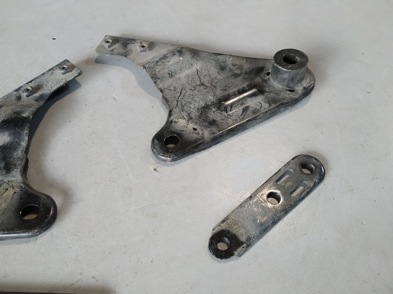 Кронштейн подрамника, 3370 рублей, Санкт-Петербург