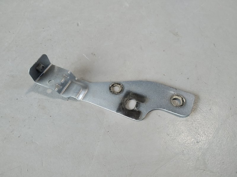 кронштейн, 1210 рублей, Санкт-Петербург