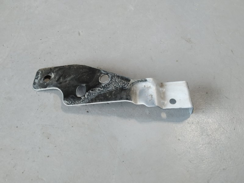 кронштейн, 1210 рублей, Санкт-Петербург